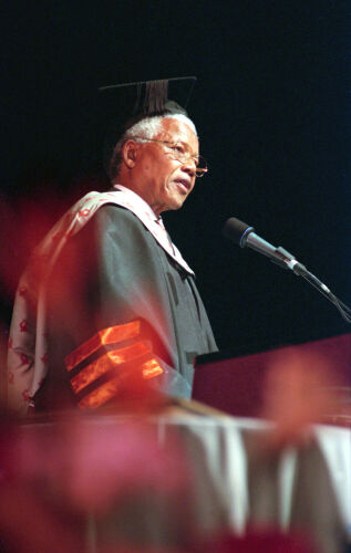 BGO002: Honorary Doctorate Nelson Mandela
