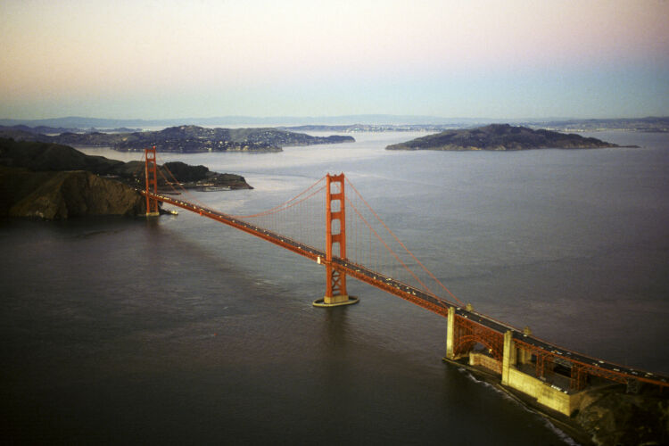 BW_GG024: Golden Gate Bridge