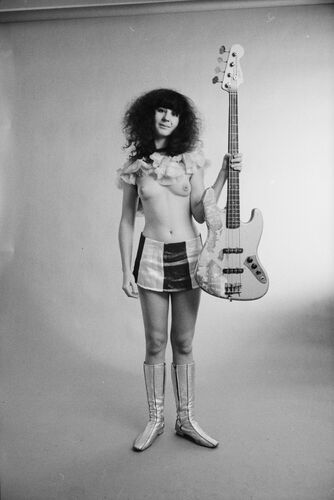 BW_GR011: Trixie Merkin