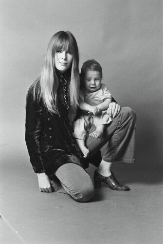 BW_GR030: Catherine James and her baby son