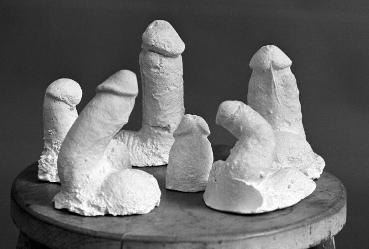 BW_GR048: Plaster Casters work