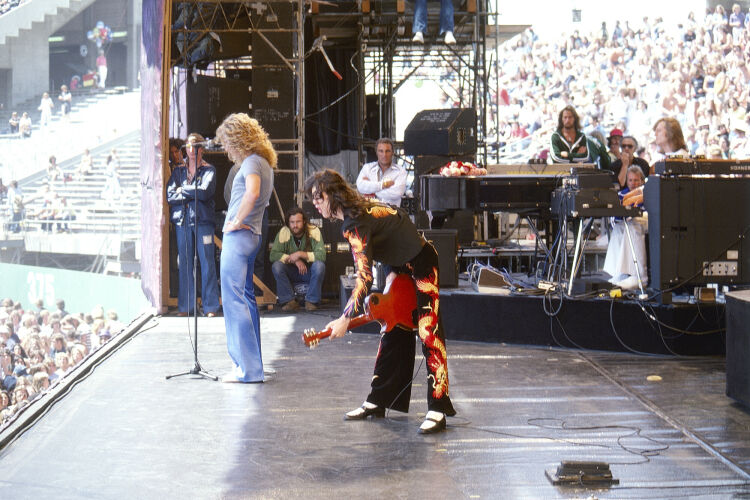 BW_LZ036: Jimmy Page and Robert Plant