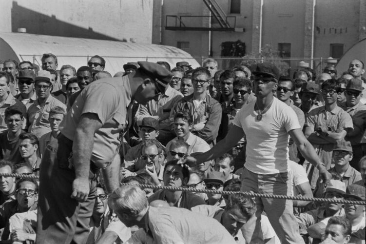 BW_SQ013: San Quentin concert for Bread & Roses