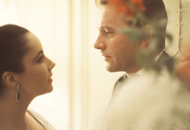 DK_ET017: Elizabeth Taylor and Richard Burton