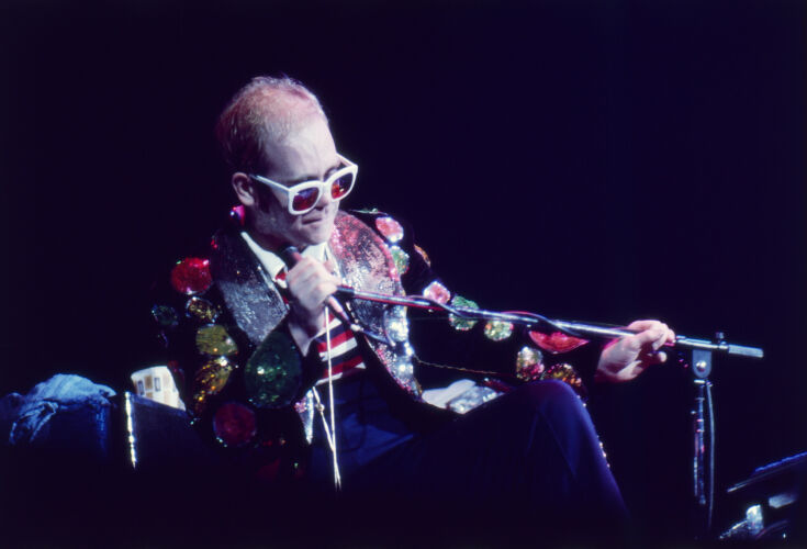 DN_EJ048: Elton John