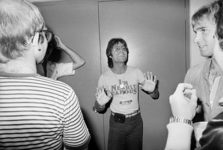 DN_EJ061: Elton John and Cliff Richard