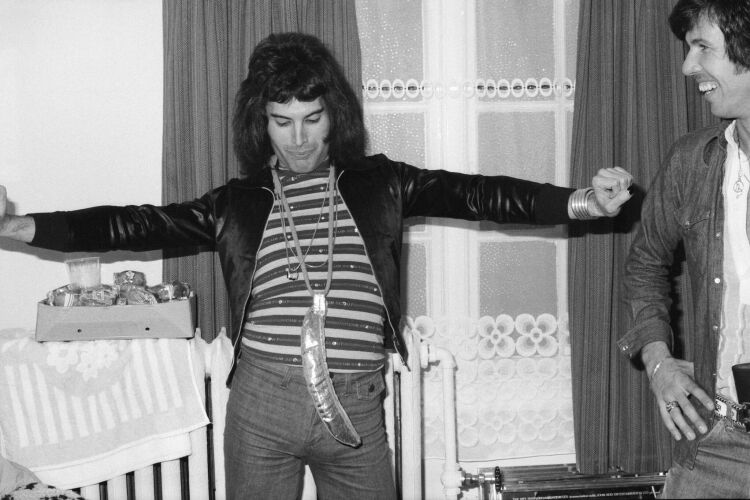 DN_FM028: Freddie Mercury