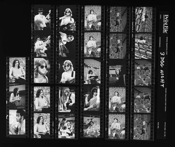 EC_3DogNight_072: Three Dog Night