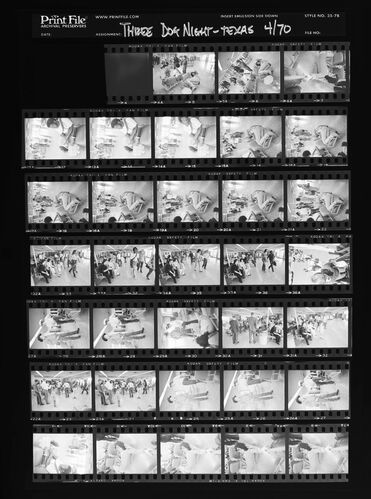 EC_3DogNight_0941: Three Dog Night