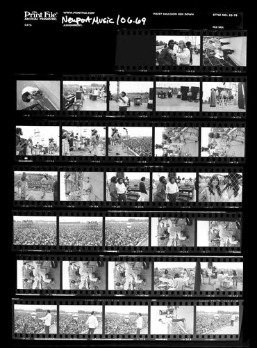 EC_3DogNight_097: Three Dog Night