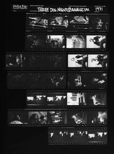 EC_3DogNight_1036: Three Dog Night