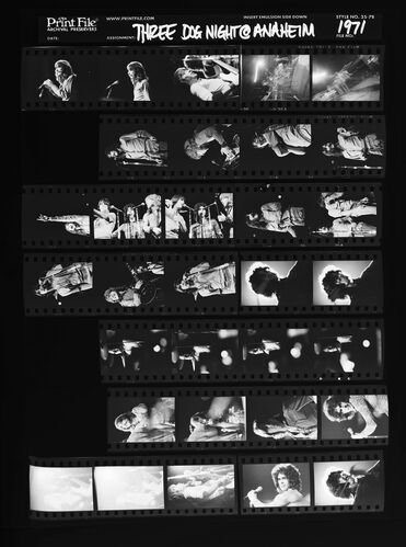 EC_3DogNight_1046: Three Dog Night