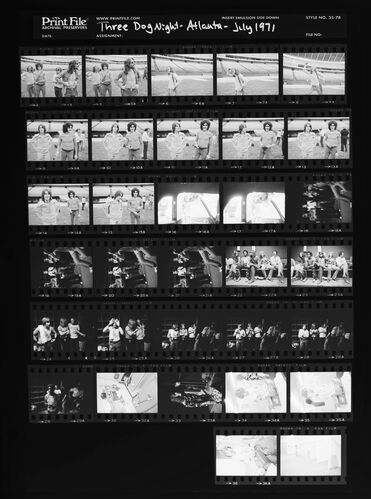 EC_3DogNight_1091: Three Dog Night