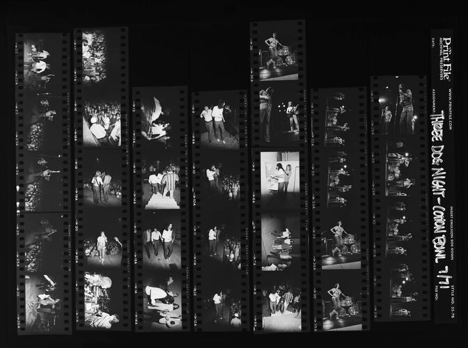 EC_3DogNight_1115: Three Dog Night