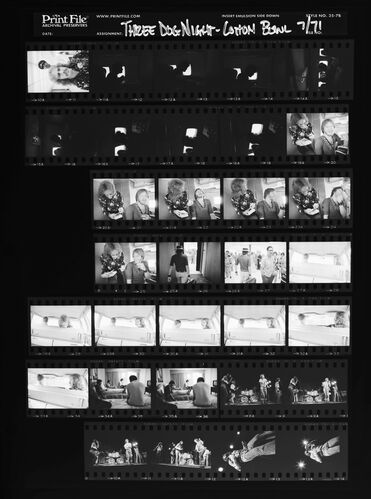 EC_3DogNight_1120: Three Dog Night