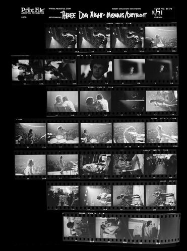 EC_3DogNight_1209: Three Dog Night