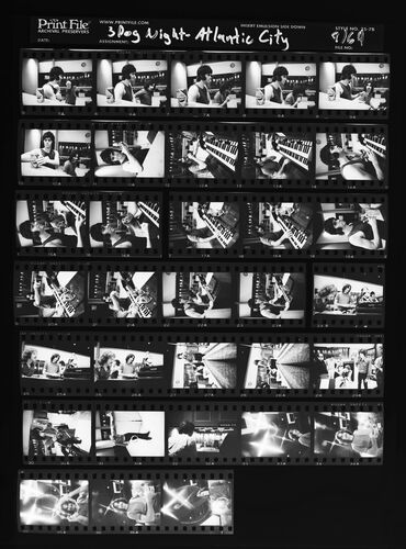 EC_3DogNight_160: Three Dog Night