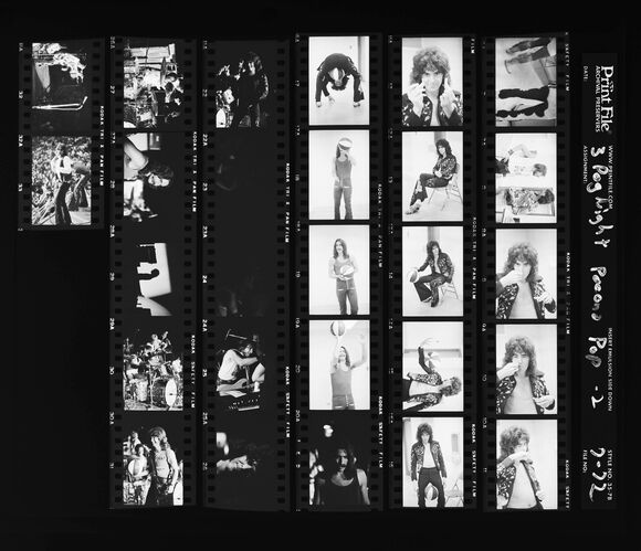 EC_3DogNight_438: Three Dog Night