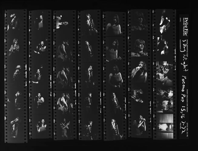 EC_3DogNight_450: Three Dog Night