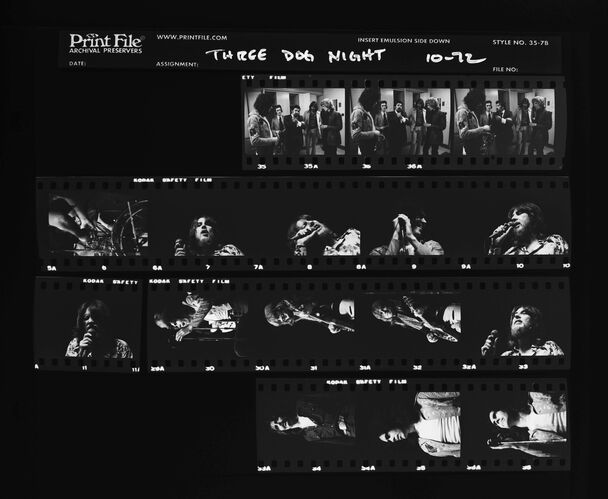 EC_3DogNight_512: Three Dog Night