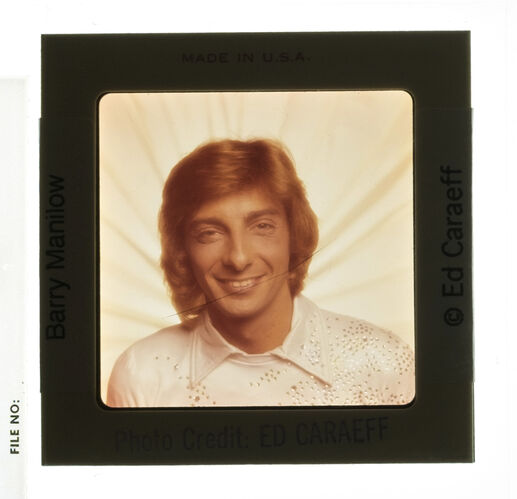 EC_Barry Manilow_001: Barry Manilow