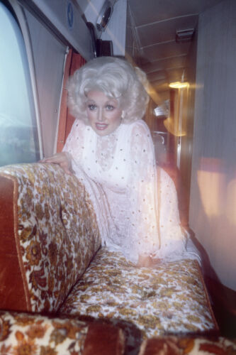 EC_DP027: Dolly Parton