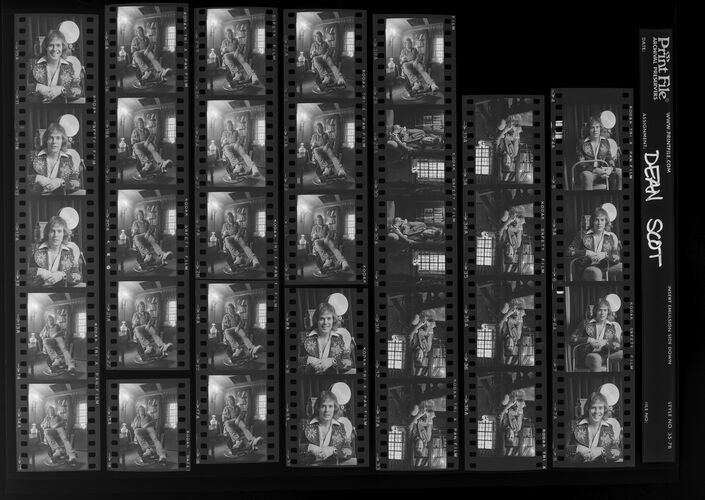 EC_DeanScot_002: Dean Scott