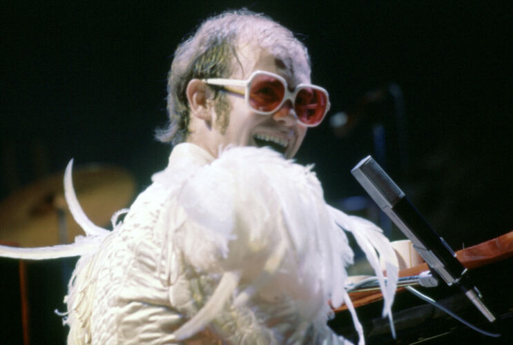 EC_EJ075: Elton John
