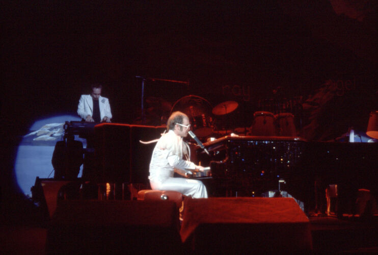 EC_EJ090: Elton John