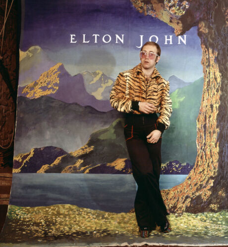 EC_EJ205: Elton John