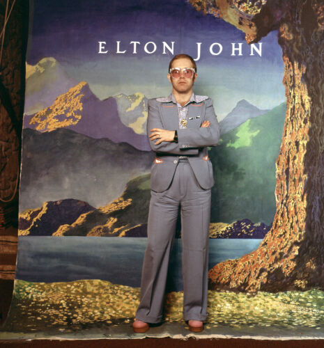 EC_EJ211: Elton John