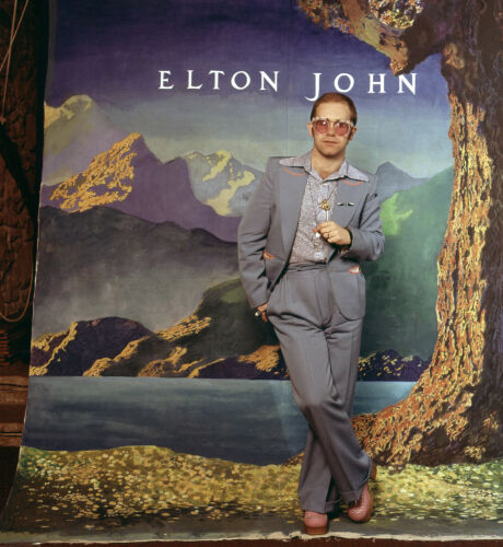EC_EJ212: Elton John