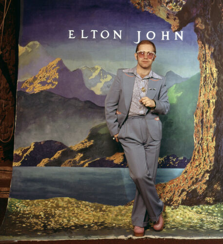 EC_EJ213: Elton John