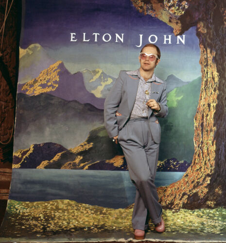 EC_EJ216: Elton John