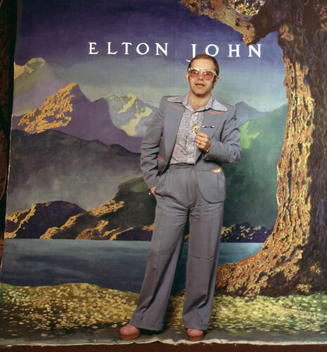 EC_EJ219: Elton John
