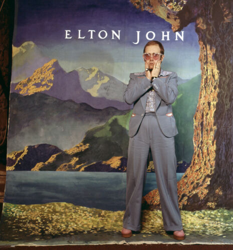 EC_EJ224: Elton John