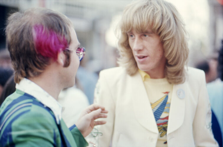 EC_EJ424: Elton John