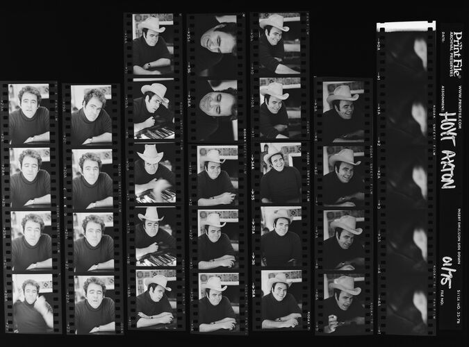 EC_HoytAxton_002: Hoyt Axton