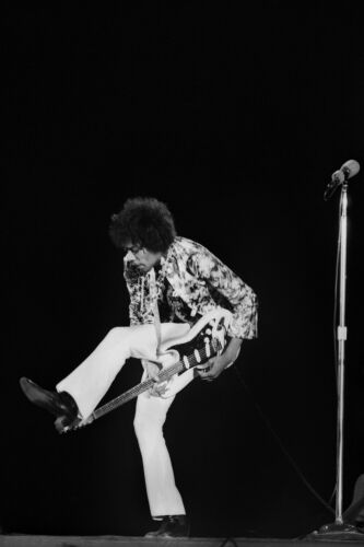 EC_JH061: Hendrix at Hollywood Bowl1967