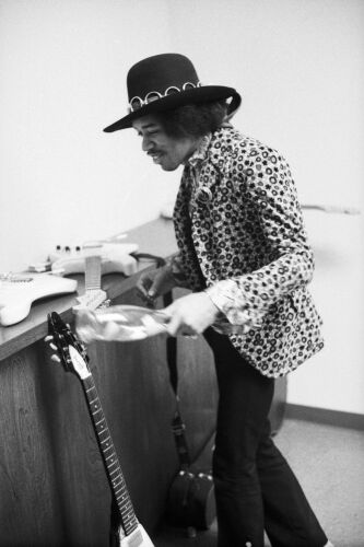 EC_JH077: Hendrix Backstage