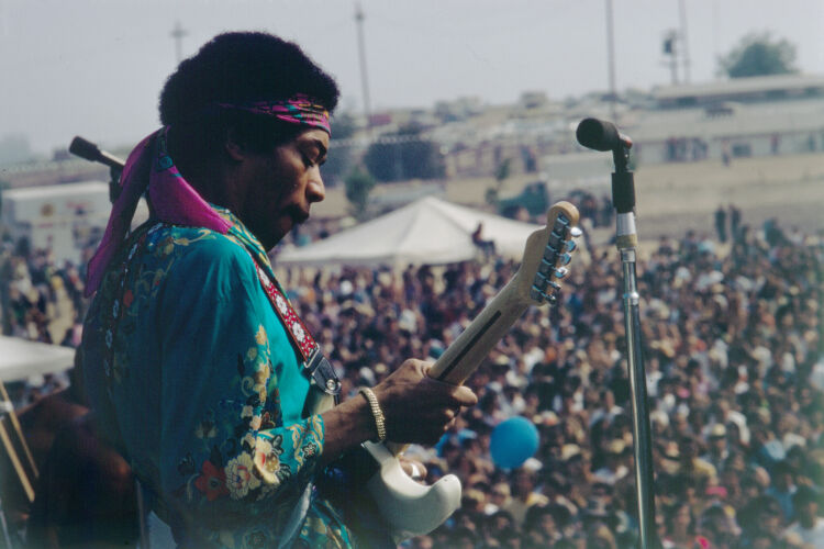 EC_JH157: Jimi Hendrix at Newport Pop Festival