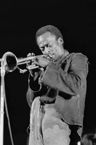 EC_MD004: Miles Davis