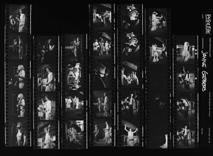 EC_PortablePeople_002: Portable People