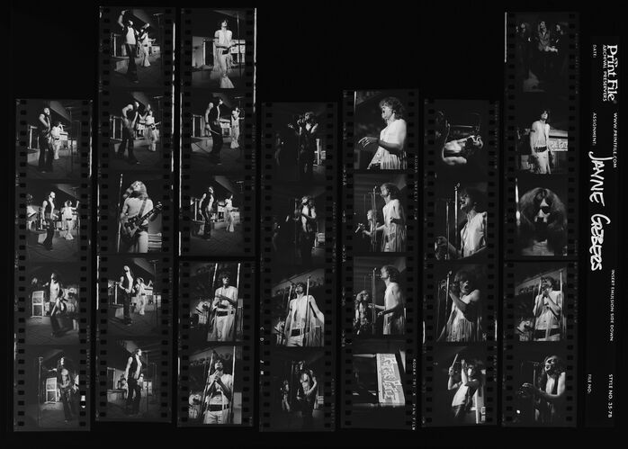 EC_PortablePeople_003: Portable People