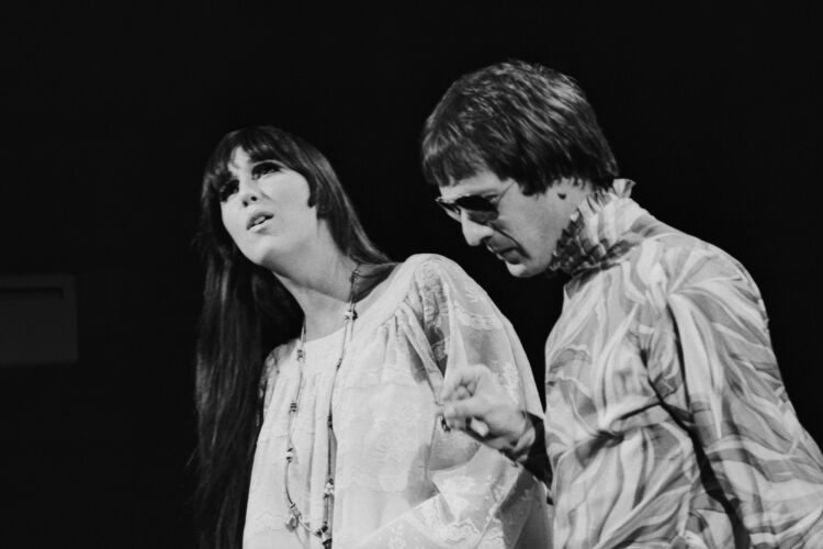 EC_SC002: Sonny & Cher