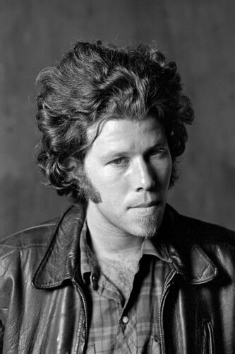 EC_TOW069: Tom Waits