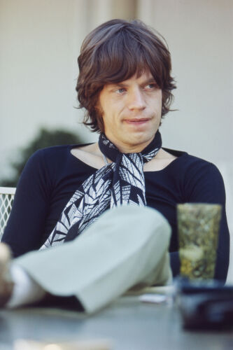 EC_TRS004: Mick Jagger at Home