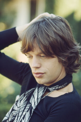 EC_TRS005: Mick Jagger at Home