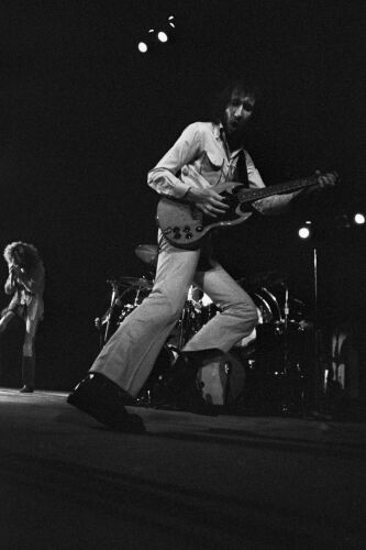 EC_TW002: The Who