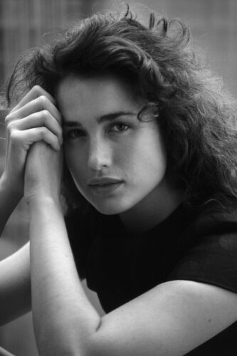 ES_AND003: Andie MacDowell